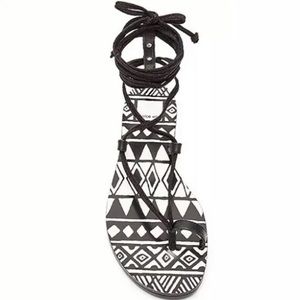 Dolce Vita Bohemian Tied Up Sandals Size 7.5